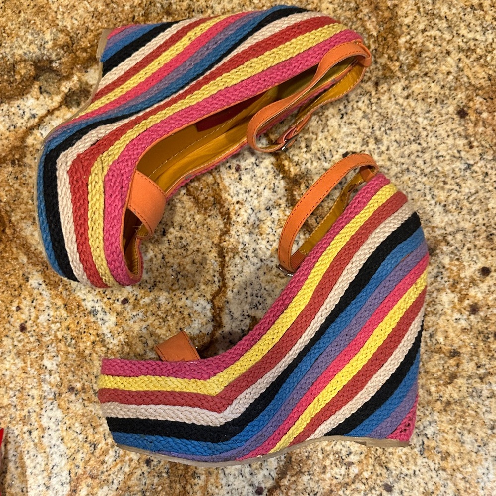 Fahrenheit Multicolor Striped Wedge Sandals